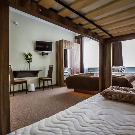 Luxury Air-Conditioned Family Apartment Spitalska Old Town Bratysława Zewnętrze zdjęcie