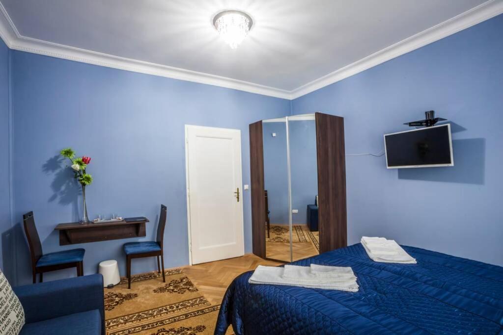 Luxury Air-Conditioned Family Apartment Spitalska Old Town Bratysława Zewnętrze zdjęcie
